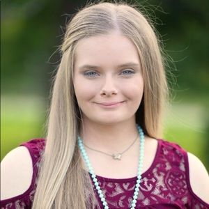 Meet your Posher, Mikayla